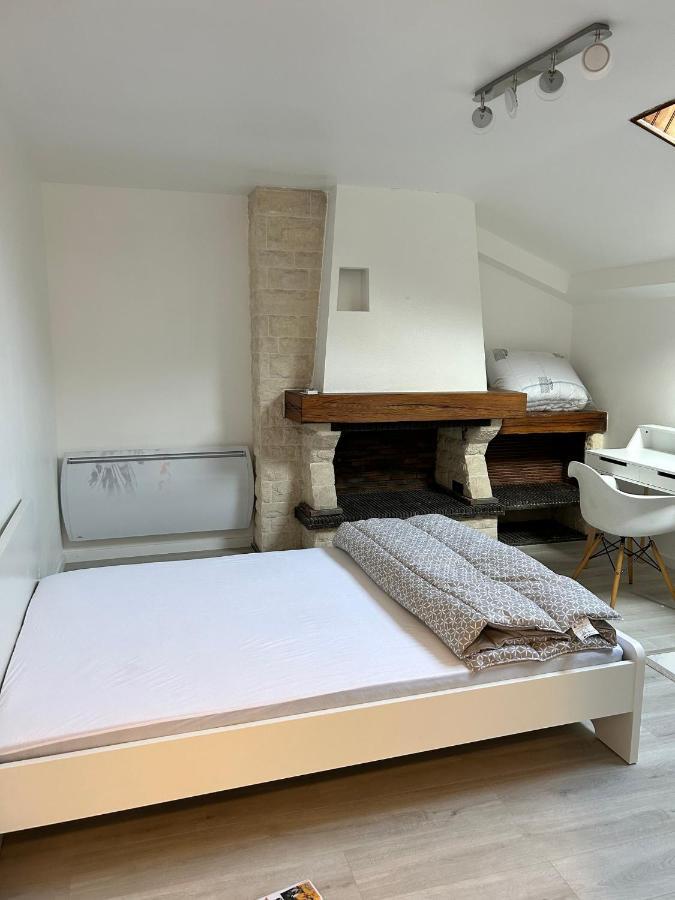 Studio 21M2 Equipe Et Meuble Centre Ville Massy Massy  Eksteriør bilde