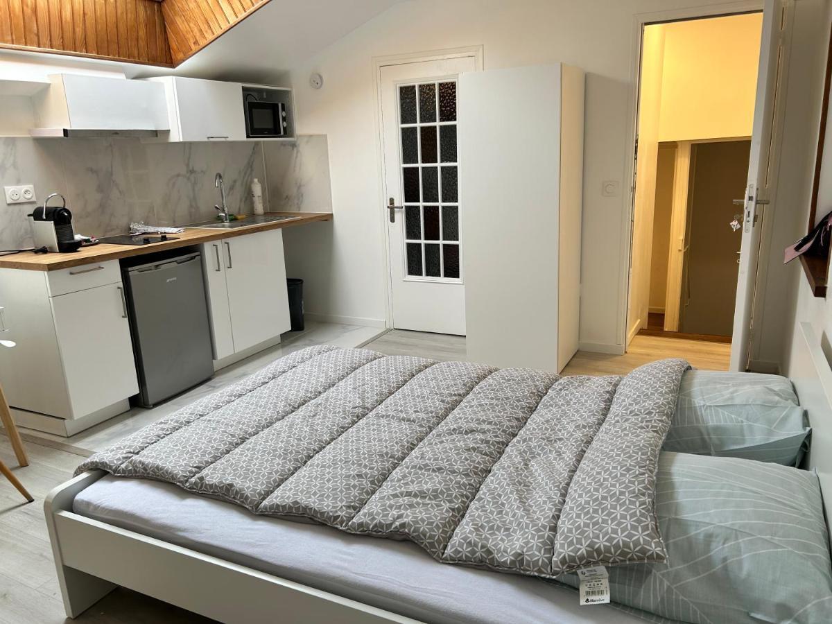 Studio 21M2 Equipe Et Meuble Centre Ville Massy Massy  Eksteriør bilde
